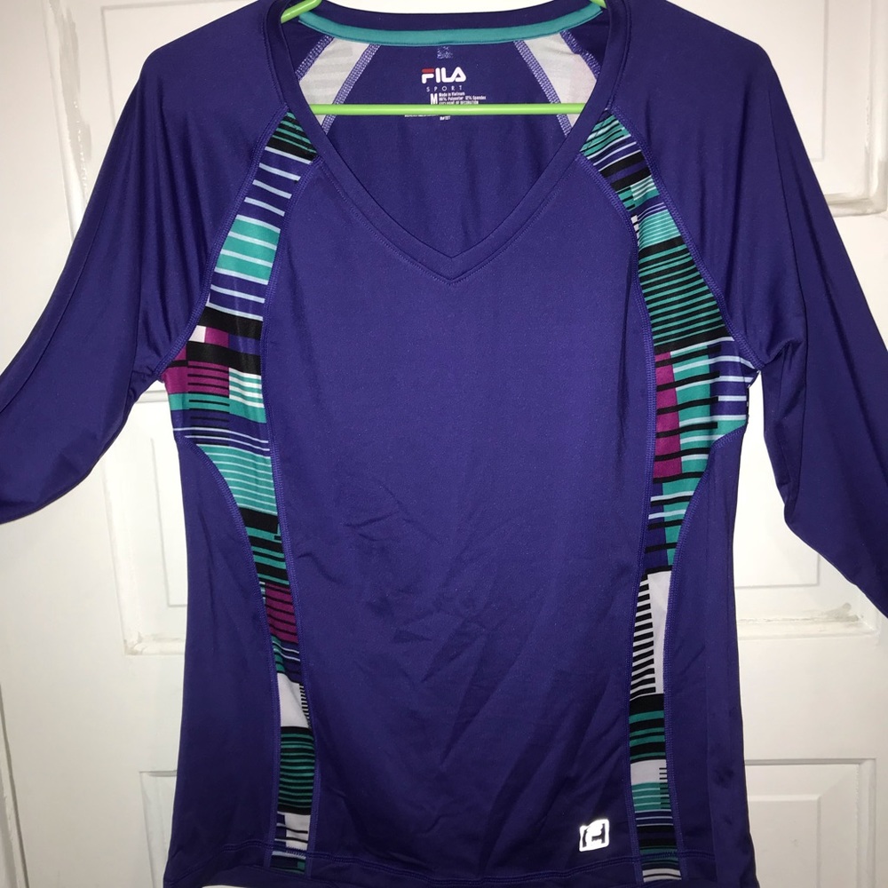 Fila Moisture Wicking V-Neck Longsleeve